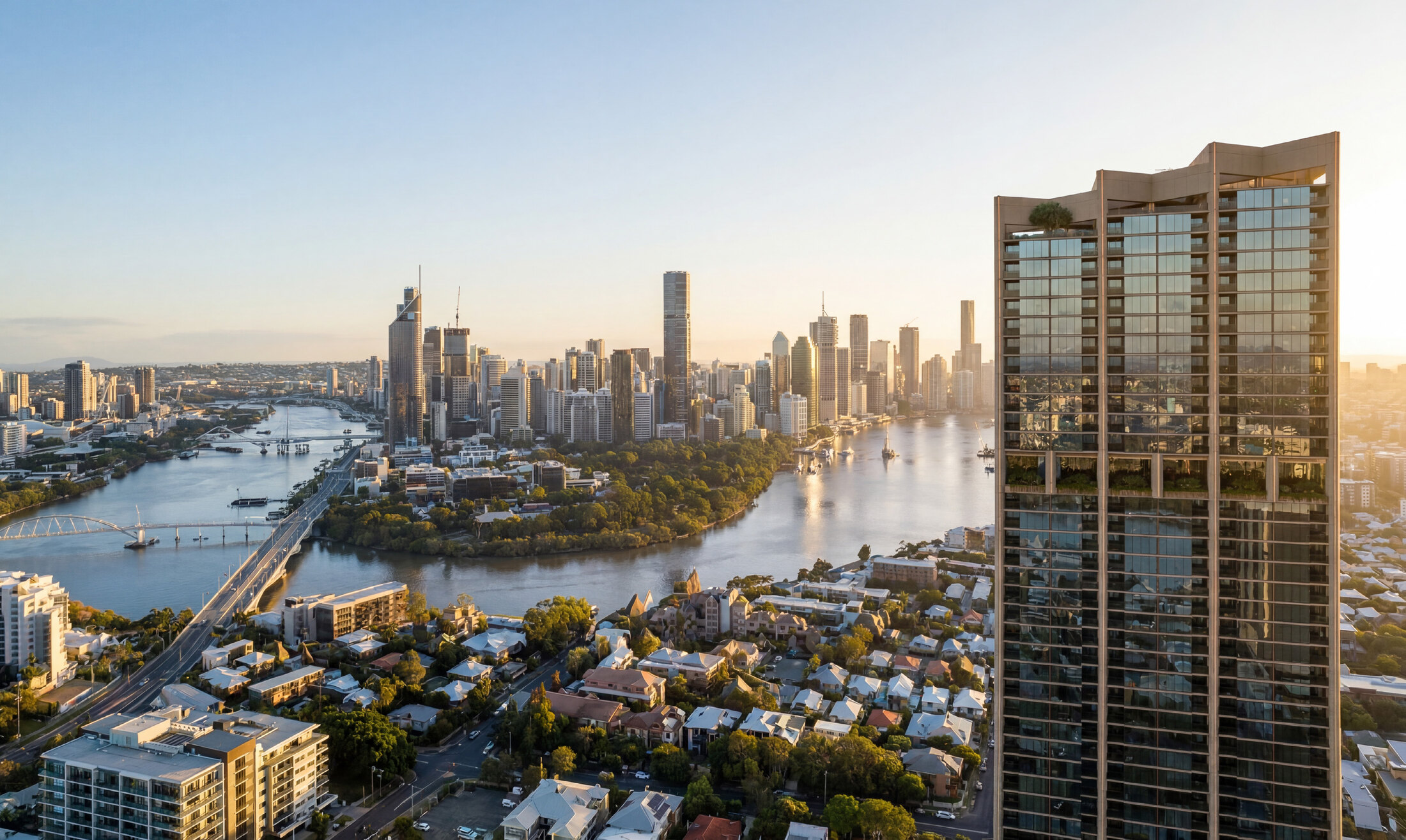 View from the Mark Lane tower crown over the Brisbane River to the city